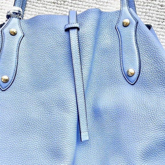 Gorgeous Periwinkle Designer Leather Tote - Picture 7 of 11